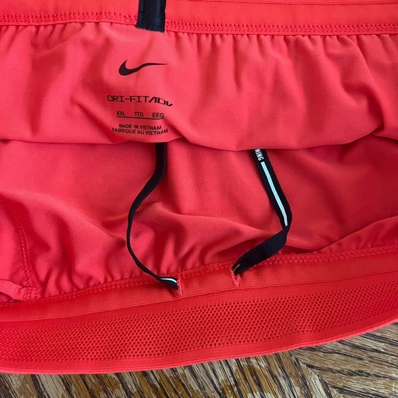 Nike Running AeroSwift 3 inch pleated shorts - Picture 8 of 11